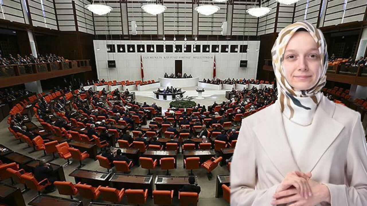 Yeni dönemin en genç vekili AK Parti'li Zehranur Aydemir oldu Yeni dönemin en genç vekili AK Parti'li Zehranur Aydemir oldu