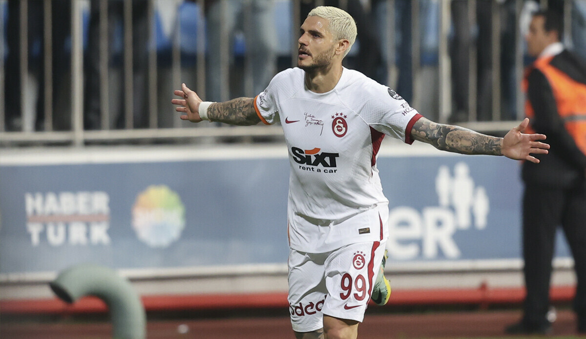 Cimbom davetiyeleri bastırdı: Şampiyonluk'da İstanbulspor virajını geçti Cimbom davetiyeleri bastırdı: Şampiyonluk'da İstanbulspor virajını geçti