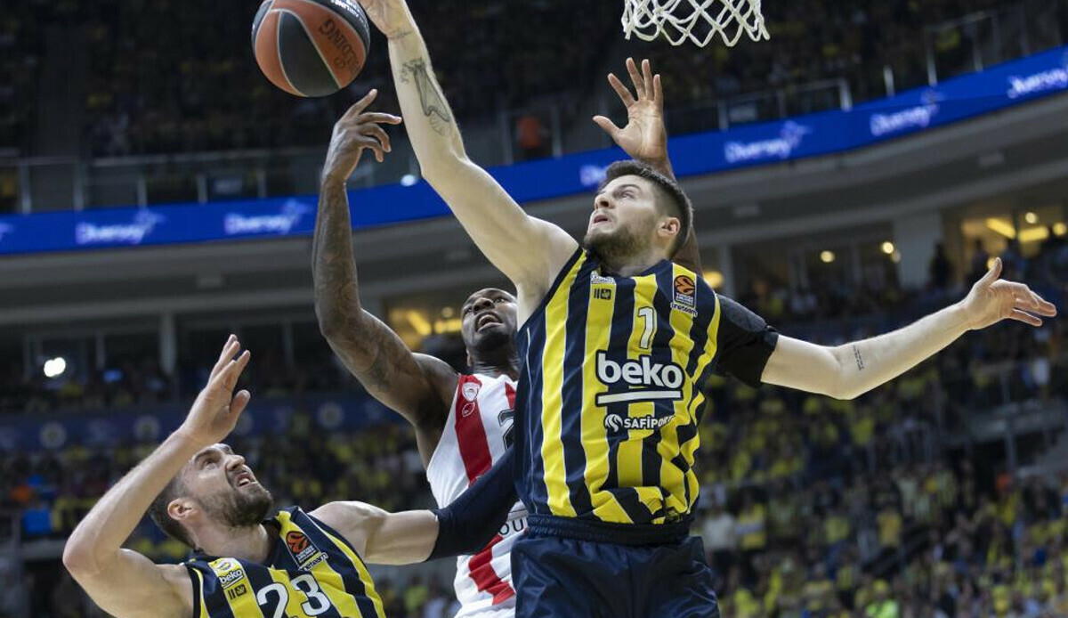 Fenerbahçe Beko'da Metecan Birsen sezonu kapattı Fenerbahçe Beko'da Metecan Birsen sezonu kapattı