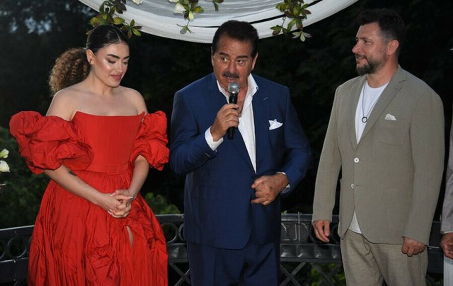 ‘Babam bile kabul etti’ deyip ateş püskürdü! Sitem dolu sözler... ‘Babam bile kabul etti’ deyip ateş püskürdü! Sitem dolu sözler...