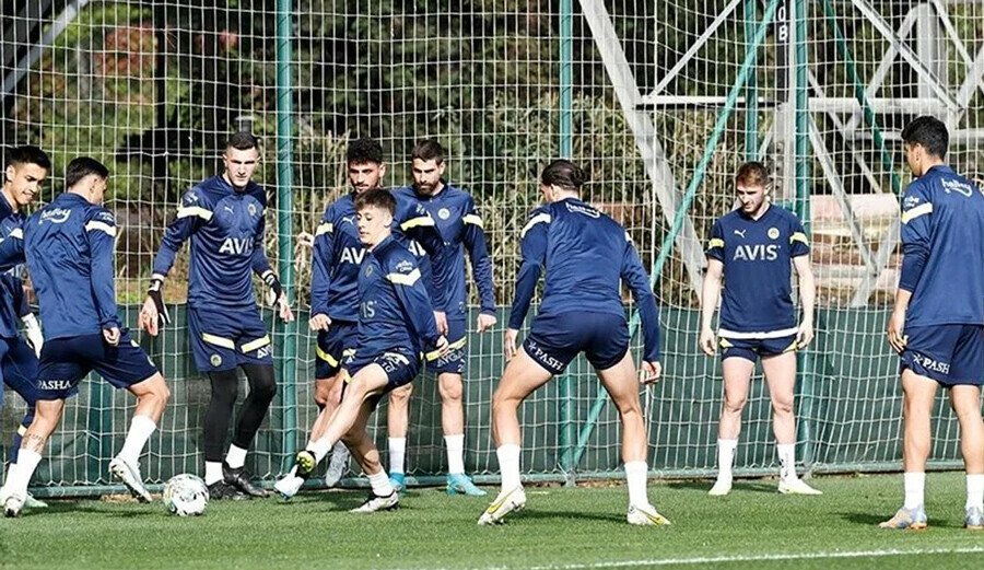 Tamam mı devam mı? Trabzonspor sınavı Fenerbahçe'nin rotasını çizecek