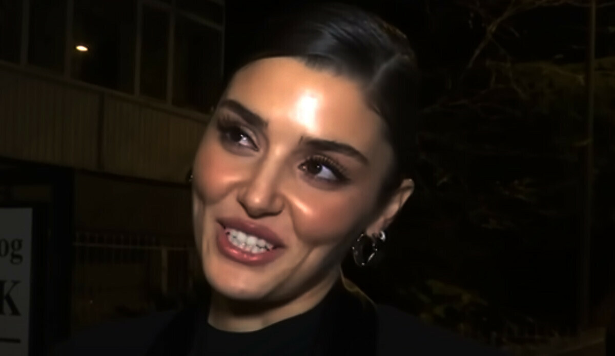 Hande Erçel aileye girdiğini kanıtladı! Kayınvalidesiyle karşılıklı döktürdü Hande Erçel aileye girdiğini kanıtladı! Kayınvalidesiyle karşılıklı döktürdü