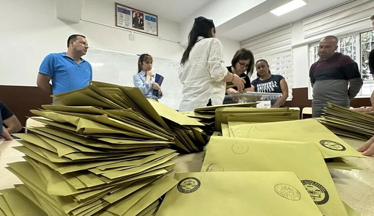 47 oyla vekillik el değiştirdi, İYİ Parti'den AK Parti'ye geçti 47 oyla vekillik el değiştirdi, İYİ Parti'den AK Parti'ye geçti