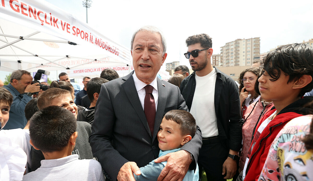 Bakan Akar'dan 19 Mayıs mesajı: İstilacıların tarihten ders alması lazım Bakan Akar'dan 19 Mayıs mesajı: İstilacıların tarihten ders alması lazım