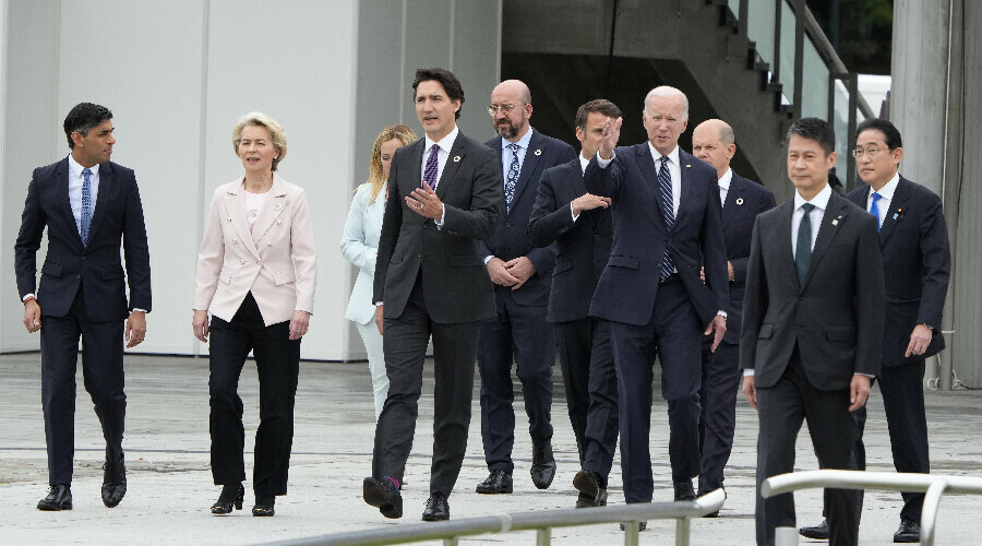 Tarihi zirve başladı: G7 liderleri Japonya’ya çıkarma yaptı