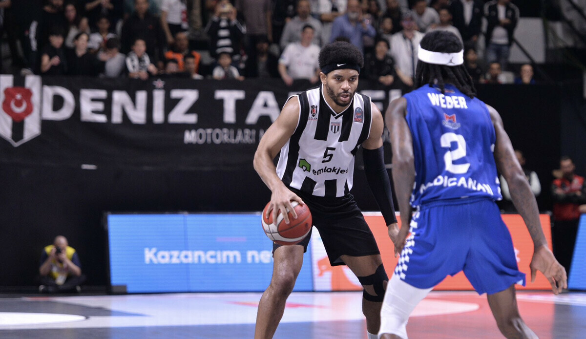 Beşiktaş Emlakjet Onvo Büyükçekmece Basketbol&#039;u 107-69 mağlup ederek ligde kalmayı başardı