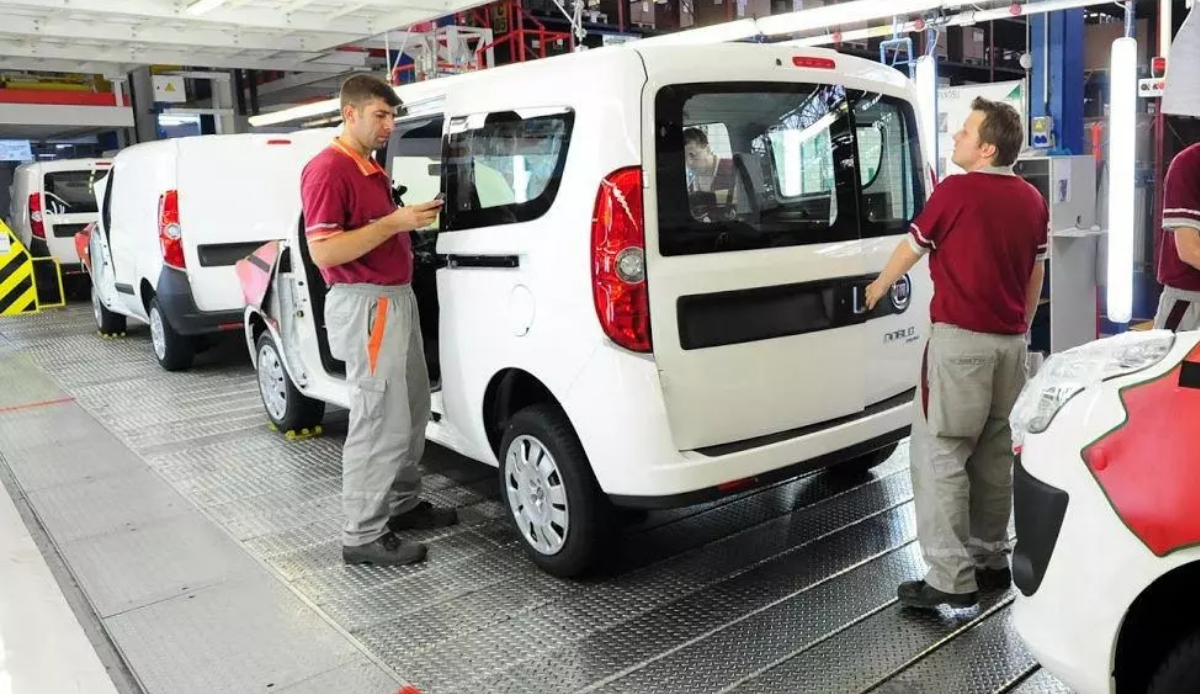 Fiat Doblo 2023 üretimi durdu mu? Fiat Doblo üretimi ne zaman bitecek? Fiat Doblo yerine ne üretilecek? Fiat Doblo 2023 üretimi durdu mu? Fiat Doblo üretimi ne zaman bitecek? Fiat Doblo yerine ne üretilecek?