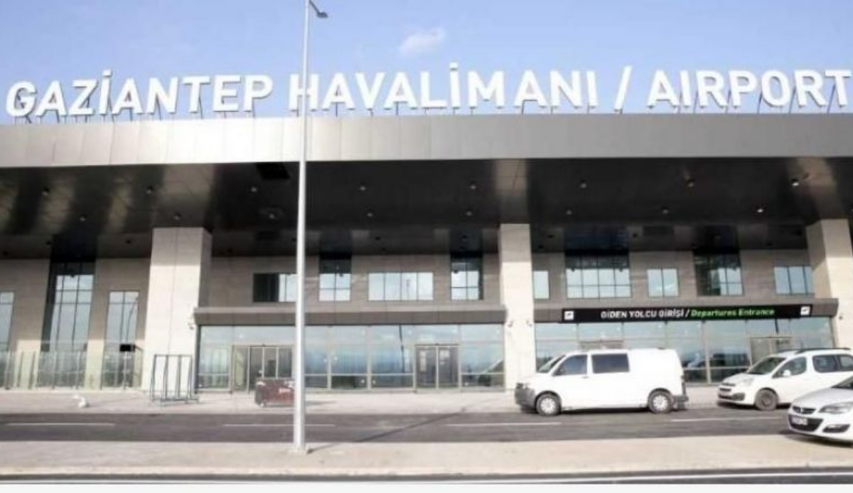 Gaziantep Havalimanı’nda uçuşlar iptal mi? Gaziantep Havalimanı’nda ne oldu? Gaziantep Havalimanı’nda uçuşlar iptal mi? Gaziantep Havalimanı’nda ne oldu?