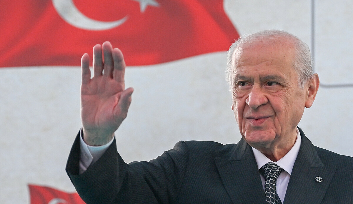 MHP lideri Devlet Bahçeli&#039;den Hatay&#039;da Batı&#039;ya sert tepki: Erdoğan&#039;ı sizlere ezdirmeyiz