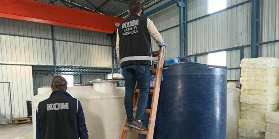 Sahte içki fabrikası kurmuşlar: 38 ton sahte alkol ele geçirildi