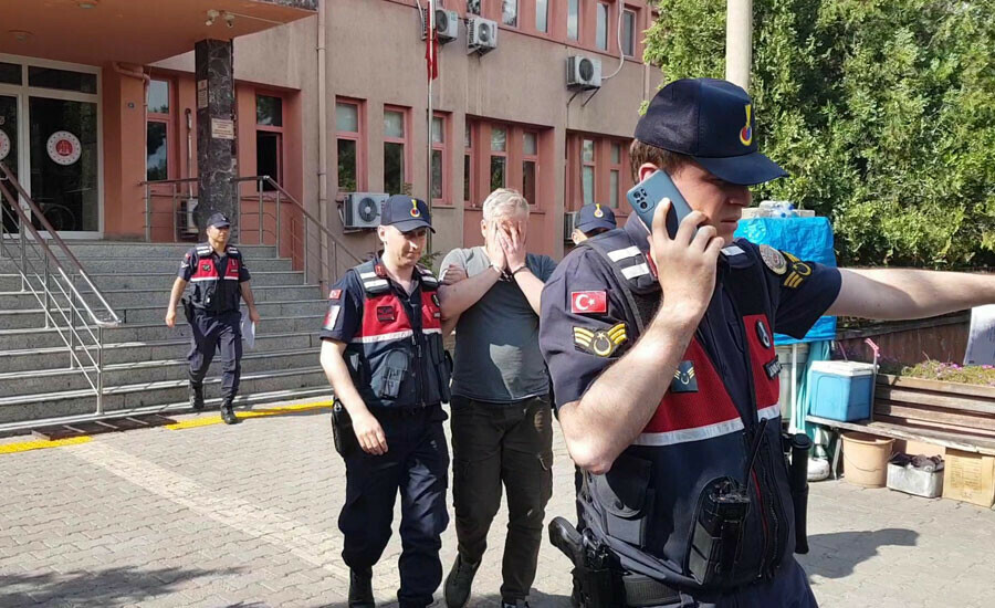 Emniyetten tefecilik ve uyuşturucu operasyonu: 2 tutuklama Emniyetten tefecilik ve uyuşturucu operasyonu: 2 tutuklama
