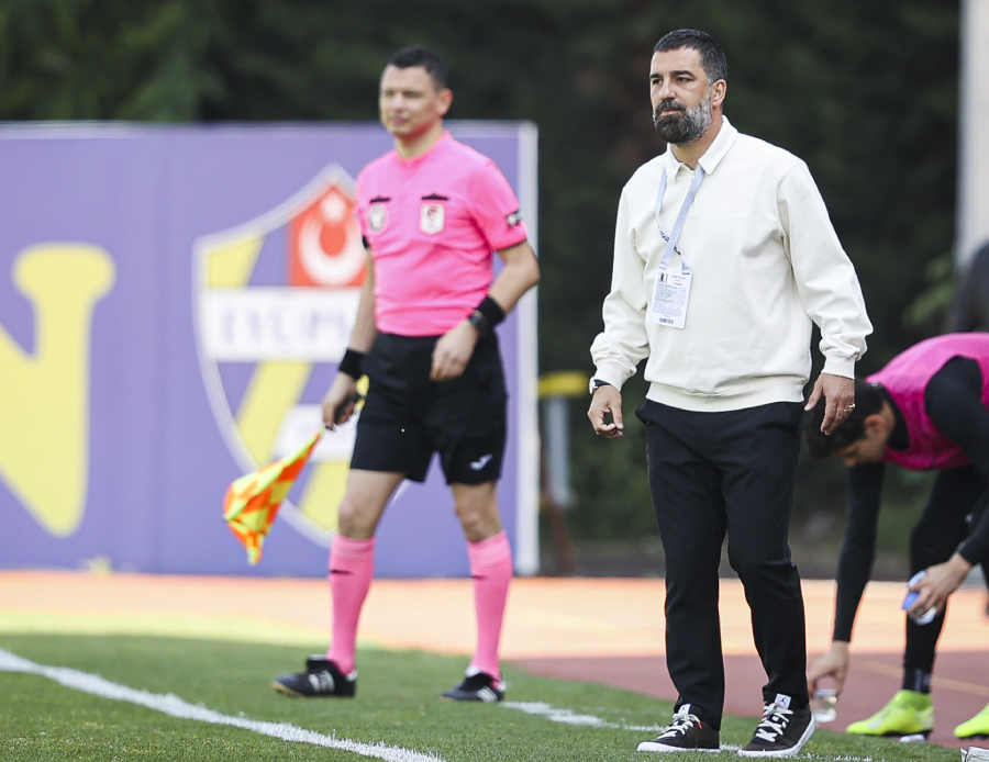 Arda Turan'ın ilk galibiyetinde Fatih Terim detayı! Eyüpspor Süper Lig'e göz kırptı