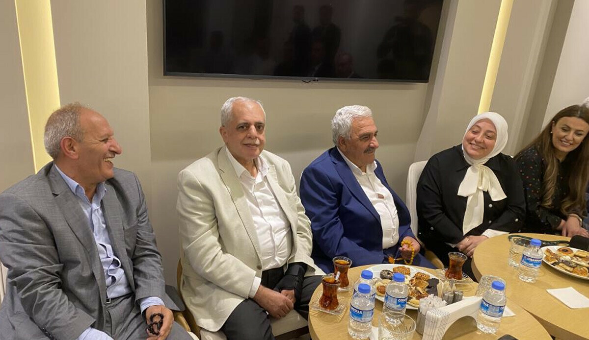 Doğu ve Güneydoğu kanaat önderlerinden Erdoğan’a destek! Doğu ve Güneydoğu kanaat önderlerinden Erdoğan’a destek!