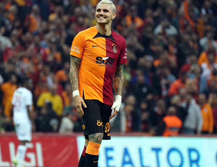 Erden Timur Avrupa seferine çıktı! Galatasaray yıldız golcü için görüşmelere başladı Erden Timur Avrupa seferine çıktı! Galatasaray yıldız golcü için görüşmelere başladı