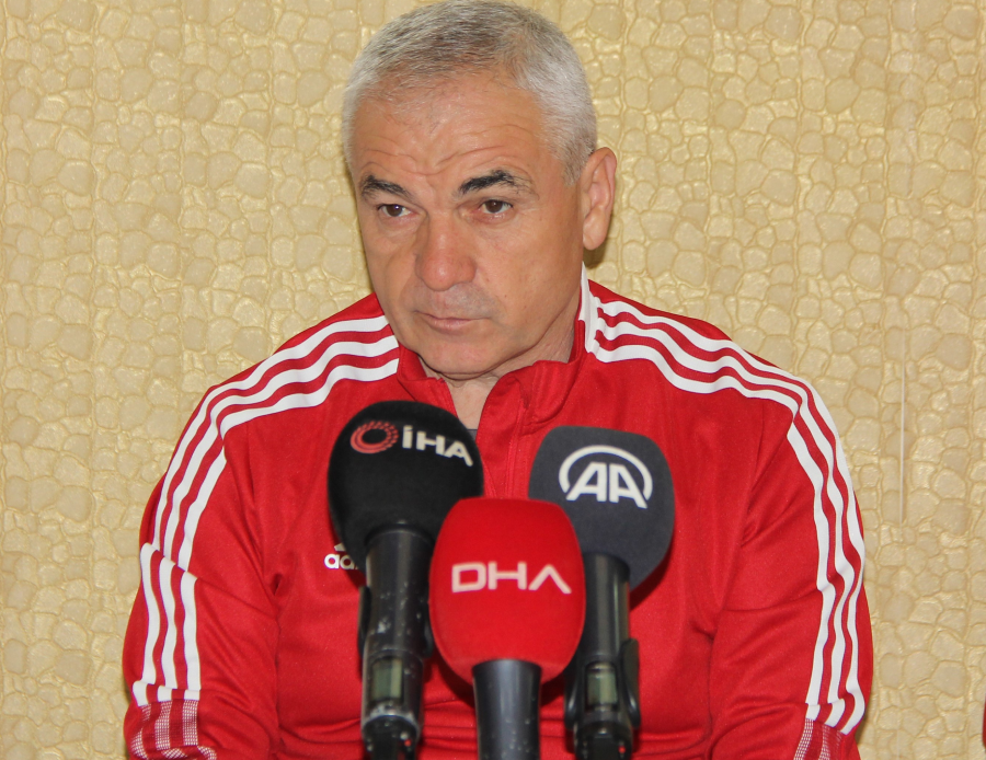 Rıza Çalımbay'dan ayrılık açıklaması! Sivasspor'u bırakıyor mu? Rıza Çalımbay'dan ayrılık açıklaması! Sivasspor'u bırakıyor mu?
