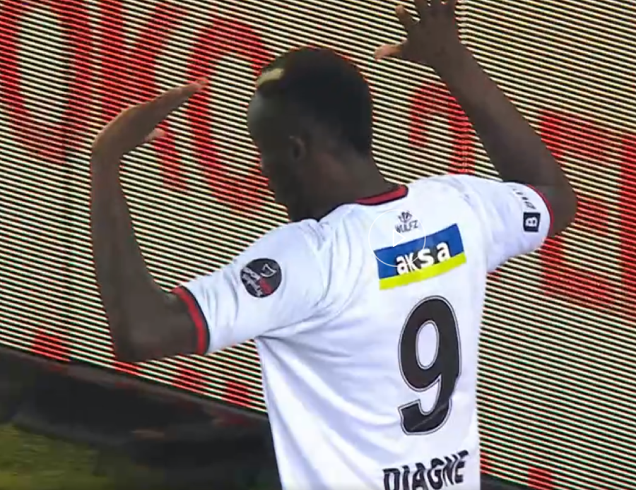 Diagne yeni sezonda Süper Lig devinde! Gol sevincindeki hareketle transfer olacağı takımı belli etti Diagne yeni sezonda Süper Lig devinde! Gol sevincindeki hareketle transfer olacağı takımı belli etti