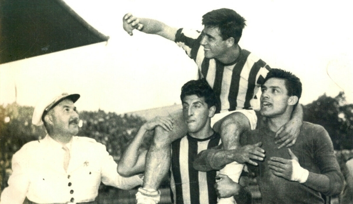 Fenerbahçe efsanesi &quot;Puşkaş Ergun&quot; lakaplı eski futbolcu Ergun Öztuna hayatını kaybetti