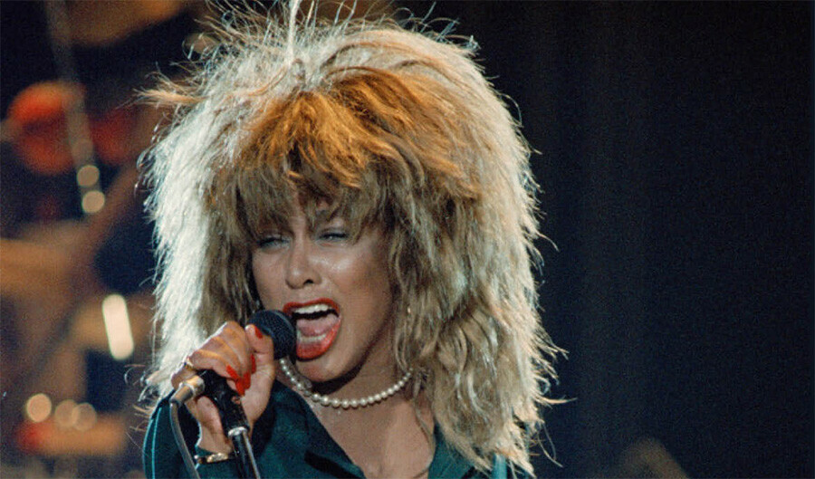 Müzik camiasının efsane ismi Tina Turner 83 yaşında hayatını kaybetti