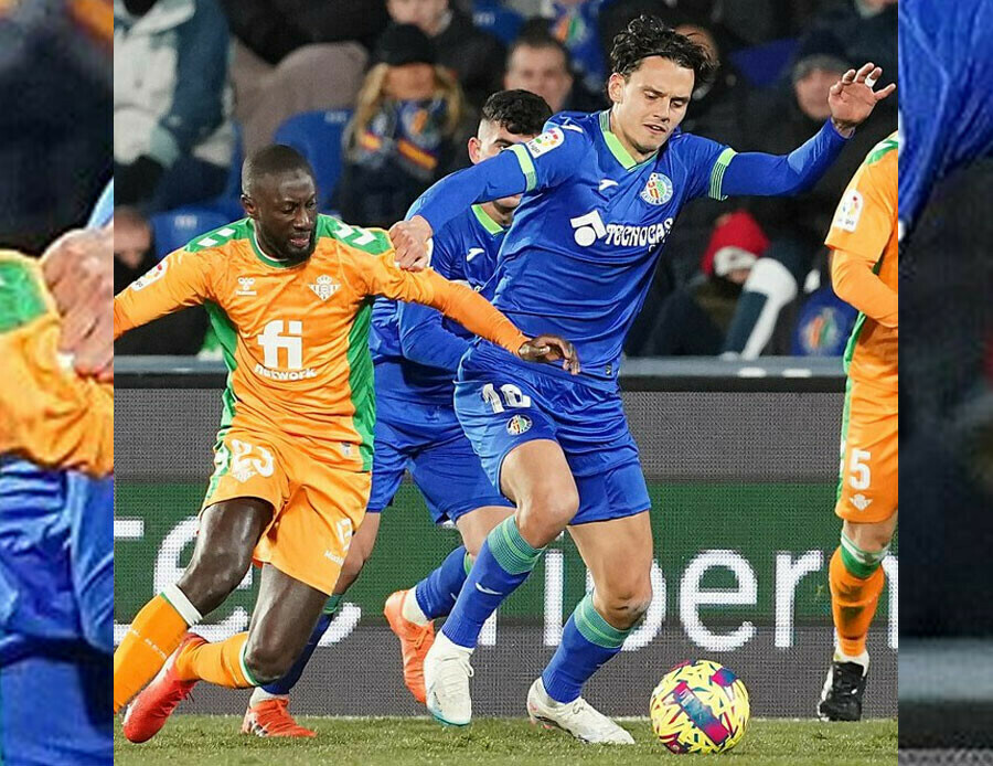 İspanya'da Enes Ünal şoku! Milli golcü sahayı gözyaşlarıyla terk etti İspanya'da Enes Ünal şoku! Milli golcü sahayı gözyaşlarıyla terk etti