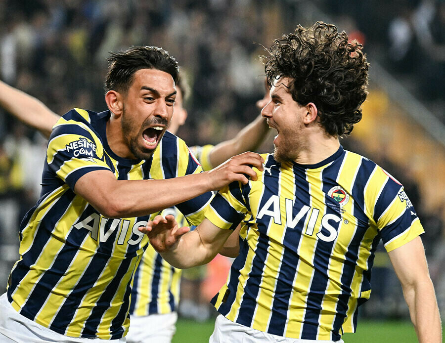 Ferdi Kadıoğlu şampiyonluktan umutlu: Galatasaray kaybedebilir Ferdi Kadıoğlu şampiyonluktan umutlu: Galatasaray kaybedebilir