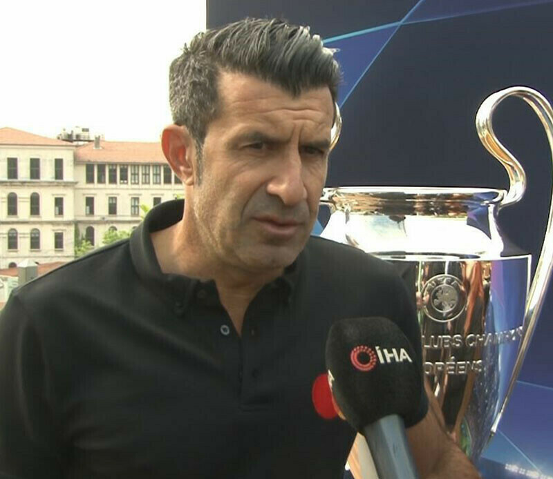 İstanbul'a gelen Luis Figo'dan Süper Lig itirafı! Galatasaray ve Fenerbahçe'yi karşılaştırıp, favorisini açıkladı İstanbul'a gelen Luis Figo'dan Süper Lig itirafı! Galatasaray ve Fenerbahçe'yi karşılaştırıp, favorisini açıkladı