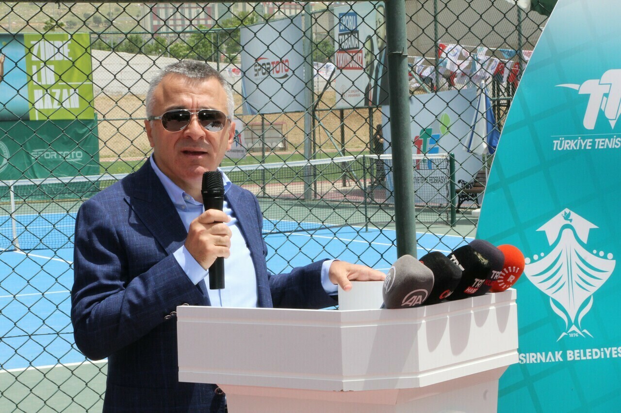 Petrol fışkırıyor, Gabar'da yeni kuyu bulundu! Günlük 15 bin varil çıkacak Petrol fışkırıyor, Gabar'da yeni kuyu bulundu! Günlük 15 bin varil çıkacak