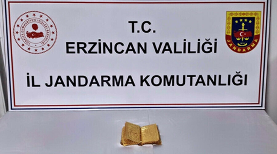 Erzincan’da altın kitap ele geçirildi! Sayfaları 24 ayar saf altından! Erzincan’da altın kitap ele geçirildi! Sayfaları 24 ayar saf altından!