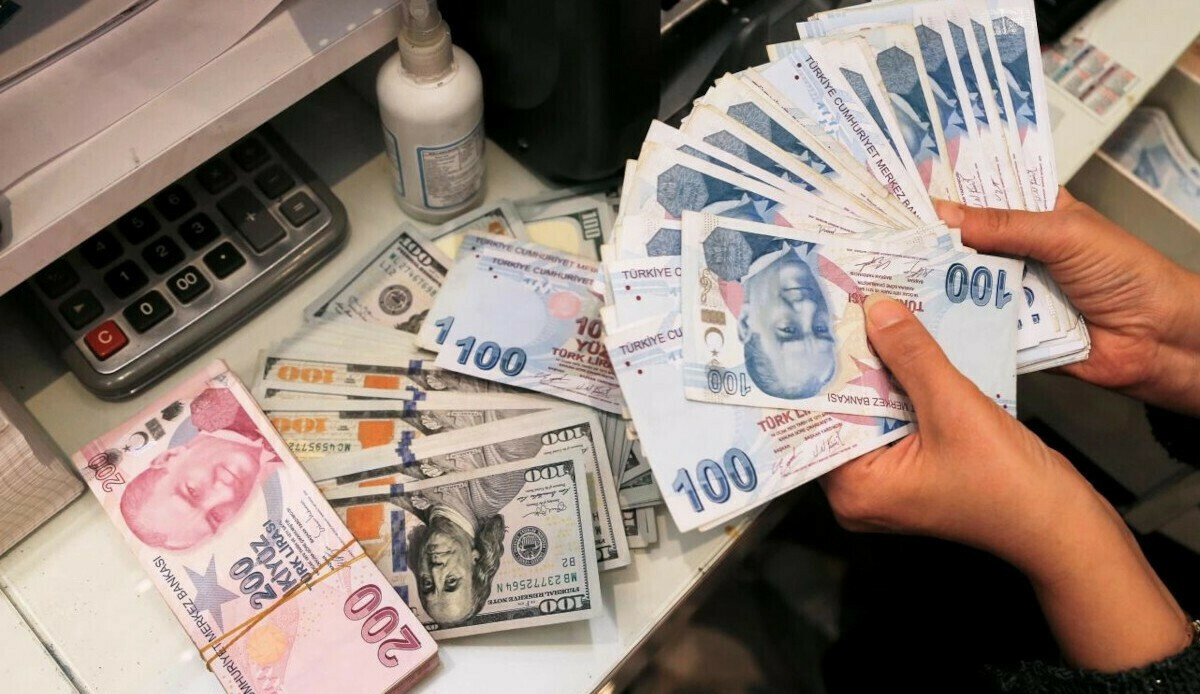 Gram altında rekor KKM'ye yaradı! 121 milyar doları aştı Gram altında rekor KKM'ye yaradı! 121 milyar doları aştı
