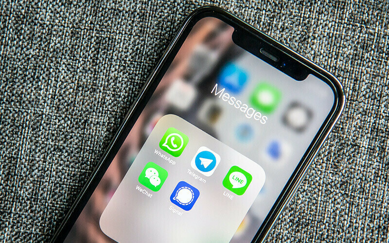 <p>•    Android için WhatsApp beta güncellemesi 2.23.11.6 ile WhatsApp, alt gezinme çubuğuyla ince ayarlı bir arayüz yayınladı ancak bazı kullanıcılar da bu yapıyı yükledikten sonra kalıcı bir kilitlenme yaşadı.</p><p> </p>