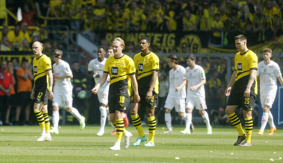 Şampiyonluk geldi gitti, Sarı Duvar yıkıldı! Bundesliga'da şampiyon yine Bayern Münih