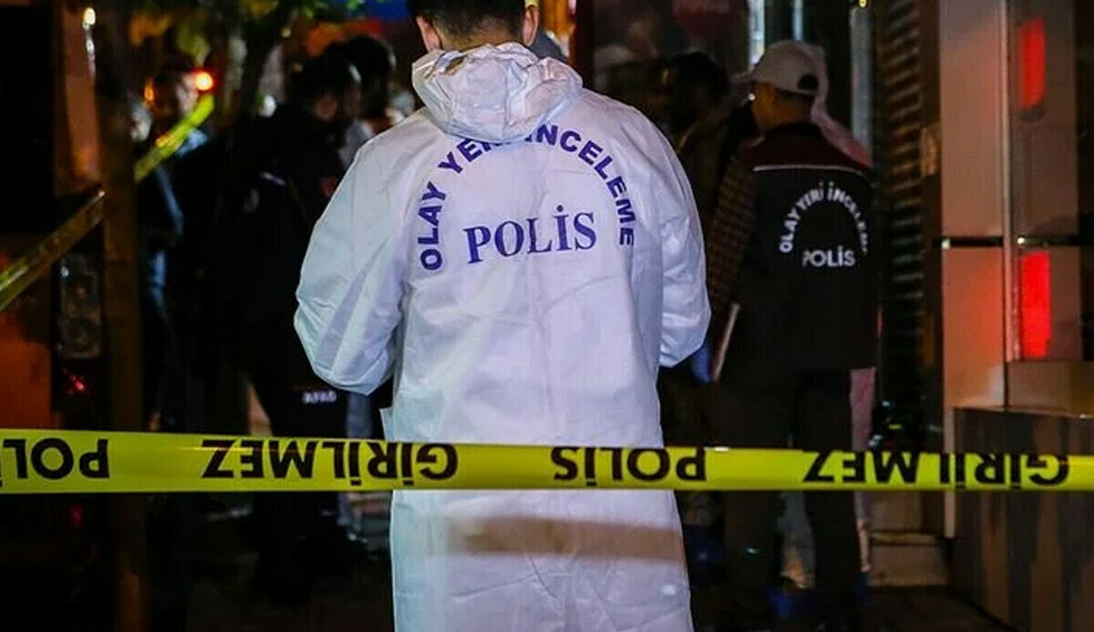 Kayseri'de korkunç olay! Balkondan düşen çocuğunu kurtarmaya çalıştı, anne ve iki çocuğu hayatını kaybetti Kayseri'de korkunç olay! Balkondan düşen çocuğunu kurtarmaya çalıştı, anne ve iki çocuğu hayatını kaybetti