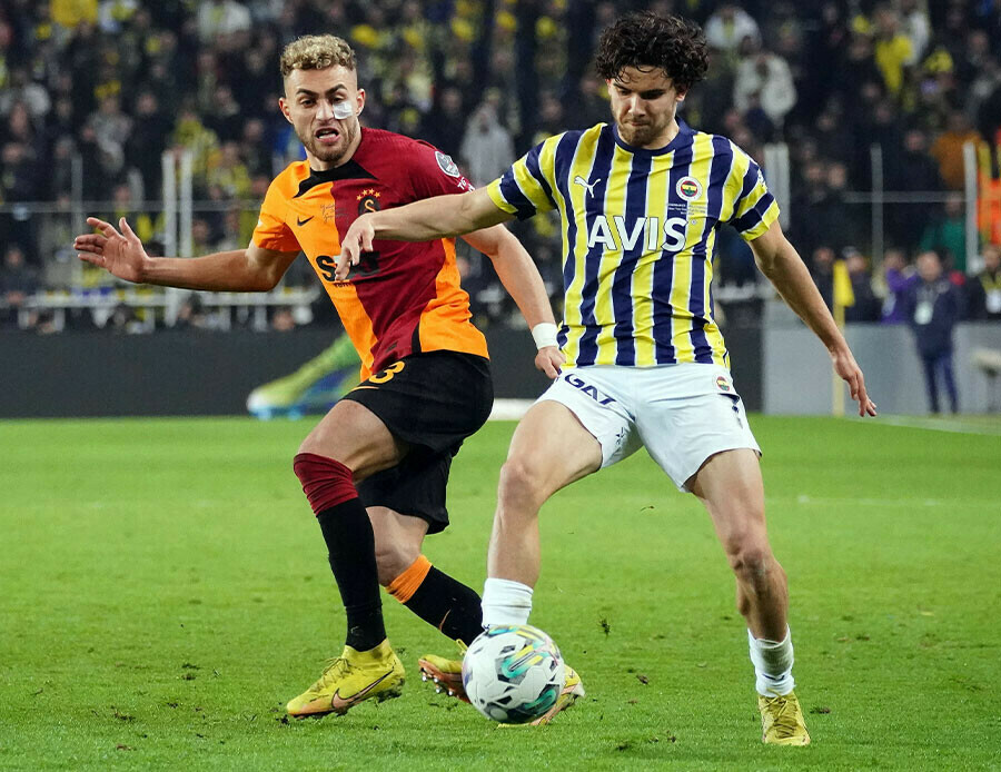 Galatasaray - Fenerbahçe derbisine yoğun talep: 150 bin kişi 2.600 bilet için istekte bulundu Galatasaray - Fenerbahçe derbisine yoğun talep: 150 bin kişi 2.600 bilet için istekte bulundu