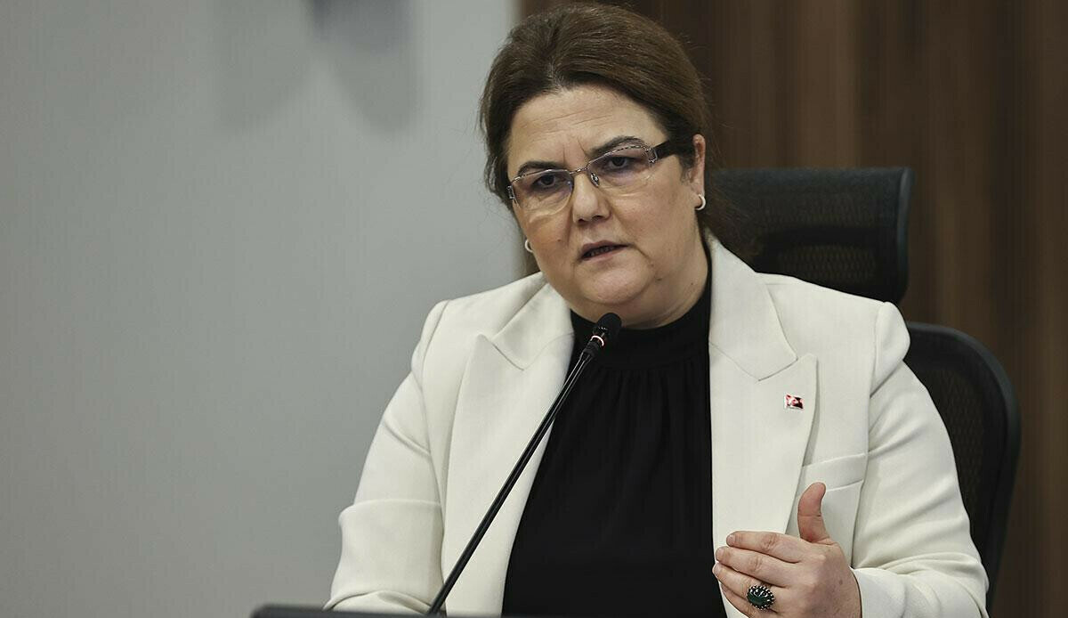 Bakan Yanık açıkladı: AK Parti'den kadınlara yeni emeklilik müjdesi, 3’te 1’ini devlet ödeyecek Bakan Yanık açıkladı: AK Parti'den kadınlara yeni emeklilik müjdesi, 3’te 1’ini devlet ödeyecek