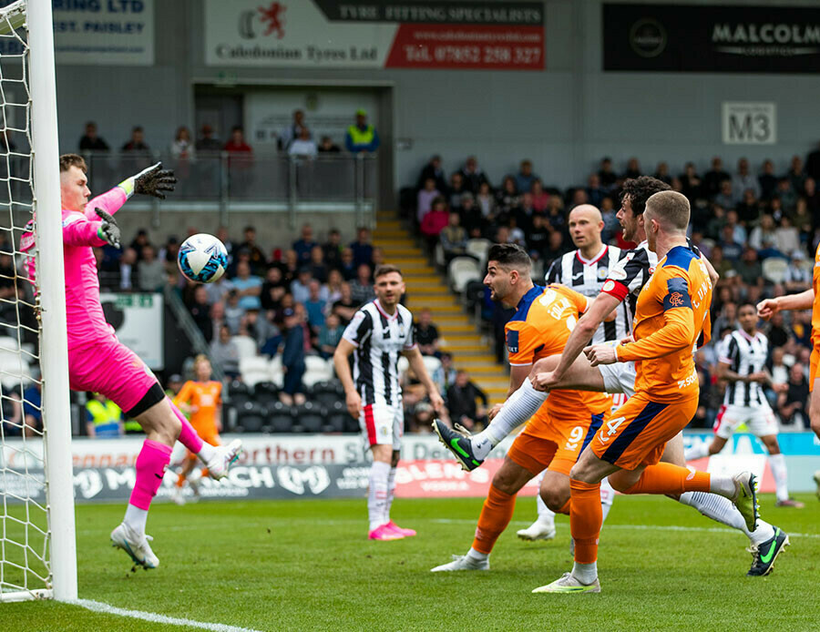 İskoçya'da Rıdvan Yılmaz şov! Türk yıldız St. Mirren - Rangers maçına damga vurdu İskoçya'da Rıdvan Yılmaz şov! Türk yıldız St. Mirren - Rangers maçına damga vurdu