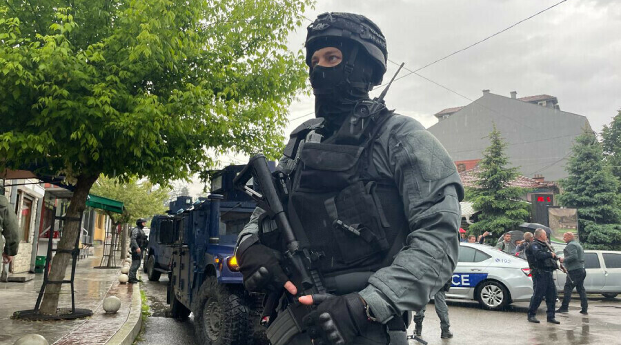 Kosova ve Sırbistan diken üstünde! Orduya “hazır ol” emri