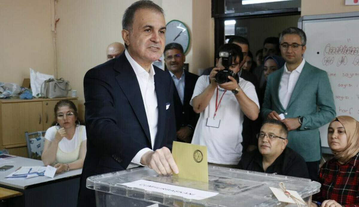 AK Parti Sözcüsü Çelik&#039;ten çağrı: Türkiye&#039;nin ilk defa deneyimlediği seçimler, rehavete kapılmama