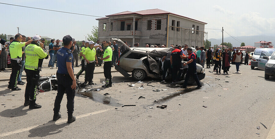 Iğdır'da seçim günü feci kaza, biri bebek 3 kişi canından oldu