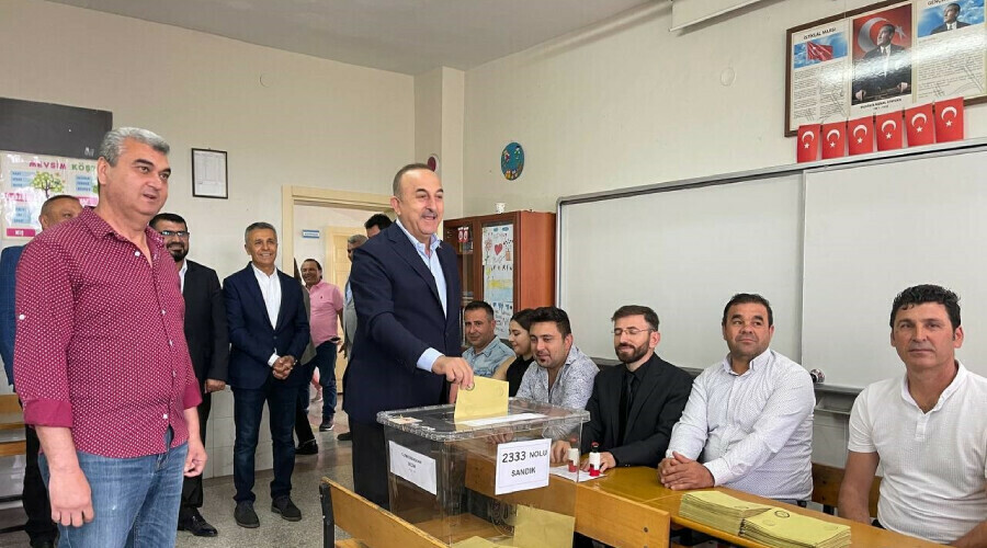 Dışişleri Bakanı Çavuşoğlu oyunu kullandı: Tüm dünyaya ders verdik