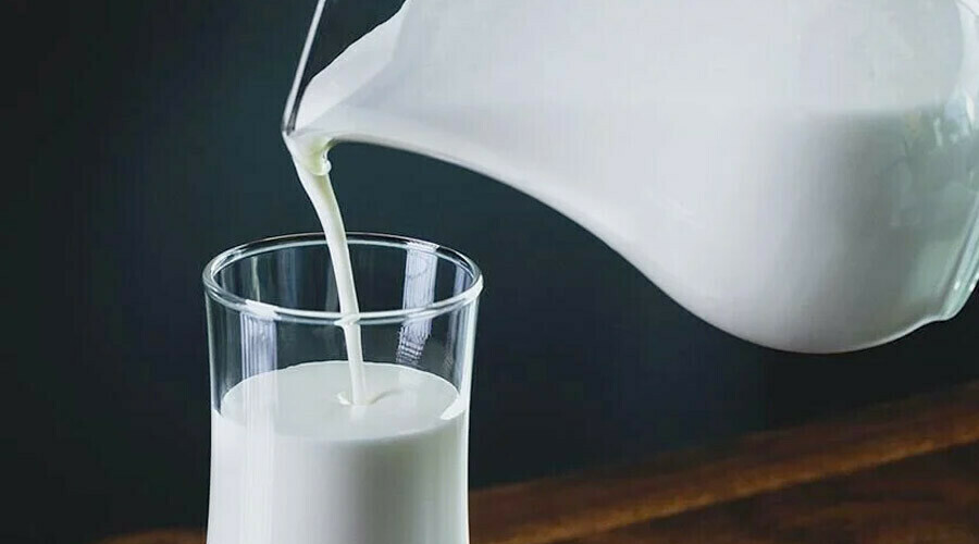 Diş sararması çözümsüz değil! Bu besinler dişler için ağartıcı görevi görüyor Diş sararması çözümsüz değil! Bu besinler dişler için ağartıcı görevi görüyor