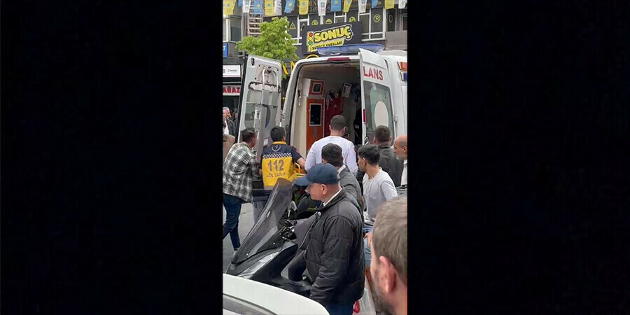 Sokak ortasında cinayet! Husumetlisini ayağına çağırıp üzerine kurşun yağdırdı Sokak ortasında cinayet! Husumetlisini ayağına çağırıp üzerine kurşun yağdırdı