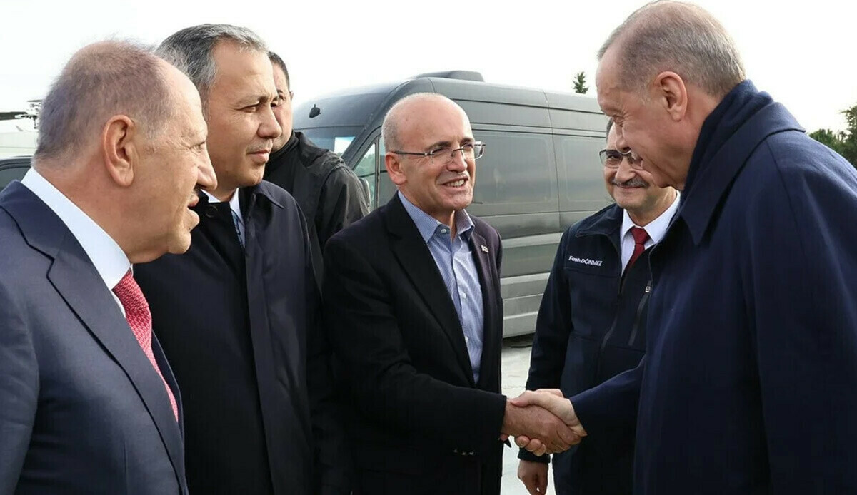 Yeni Kabine öncesi kritik gelişme: Erdoğan, Mehmet Şimşek'le görüştü Yeni Kabine öncesi kritik gelişme: Erdoğan, Mehmet Şimşek'le görüştü
