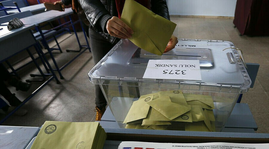 ABD siyaset bilimcinden Türkiye'deki seçimlere çarpıcı yorum: Bizden daha demokratik