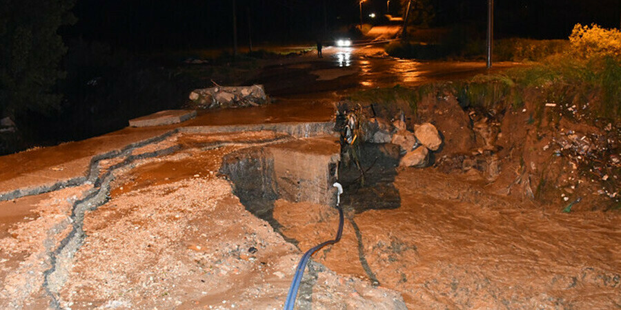 Samsun’un Vezirköprü ilçesinde sağanak sele neden oldu