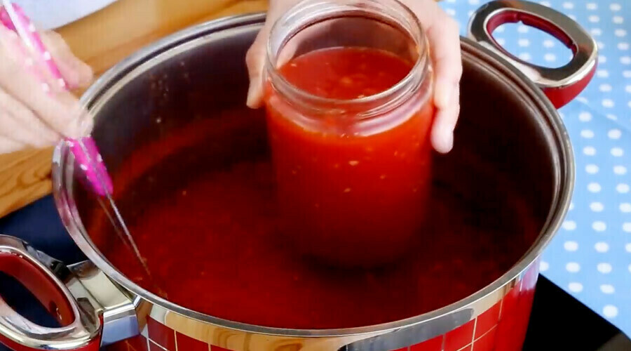 Kışlık konserve hazırlarken ölümcül tehlikeye dikkat! Aşçılar uyarıyor...