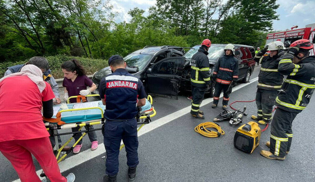 Anadolu Otoyolu&#039;nda korkunç  kaza! 2 ölü, 2 yaralı
