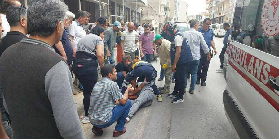 Üçüncü kattan düşen işçi ağır yaralandı