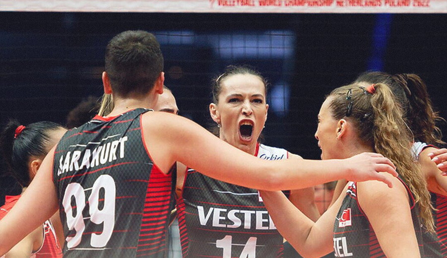 Milletler Ligi'nde Sırbistan'ı da devirdik! Filenin Sultanları Antalya'da 2'de 2'yle başladı