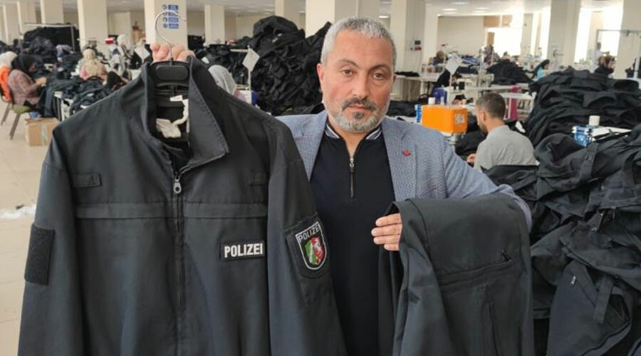 Bingöl’den Avrupa’ya... Alman polislerinin üniformaları burada üretiliyor! Bingöl’den Avrupa’ya... Alman polislerinin üniformaları burada üretiliyor!