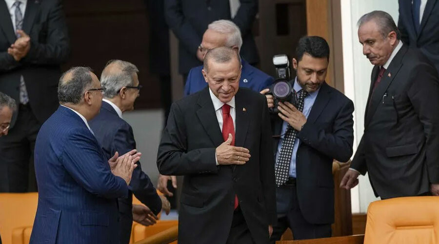 Altılı masanın 4 lideri Meclis’teki törene katılmadı Altılı masanın 4 lideri Meclis’teki törene katılmadı