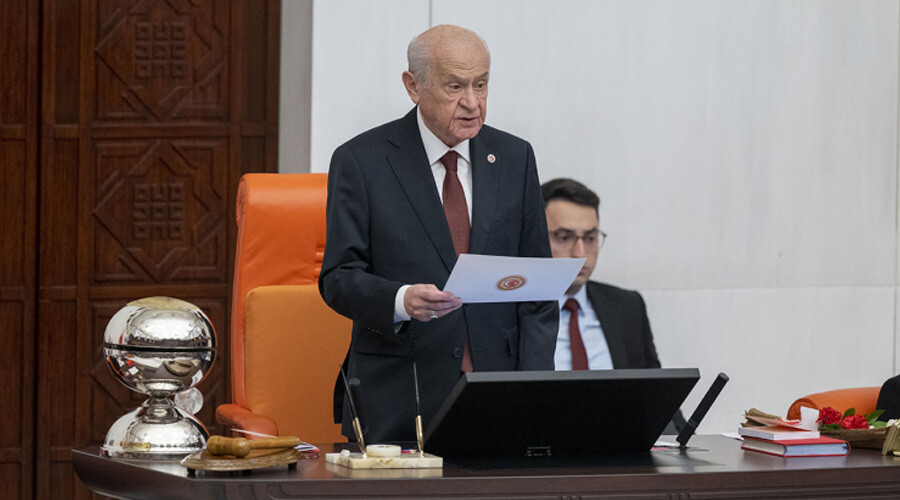 Son dakika! TBMM'de 28. dönem yemin töreni: Oturuma başkanlık eden Bahçeli ilk yemini etti